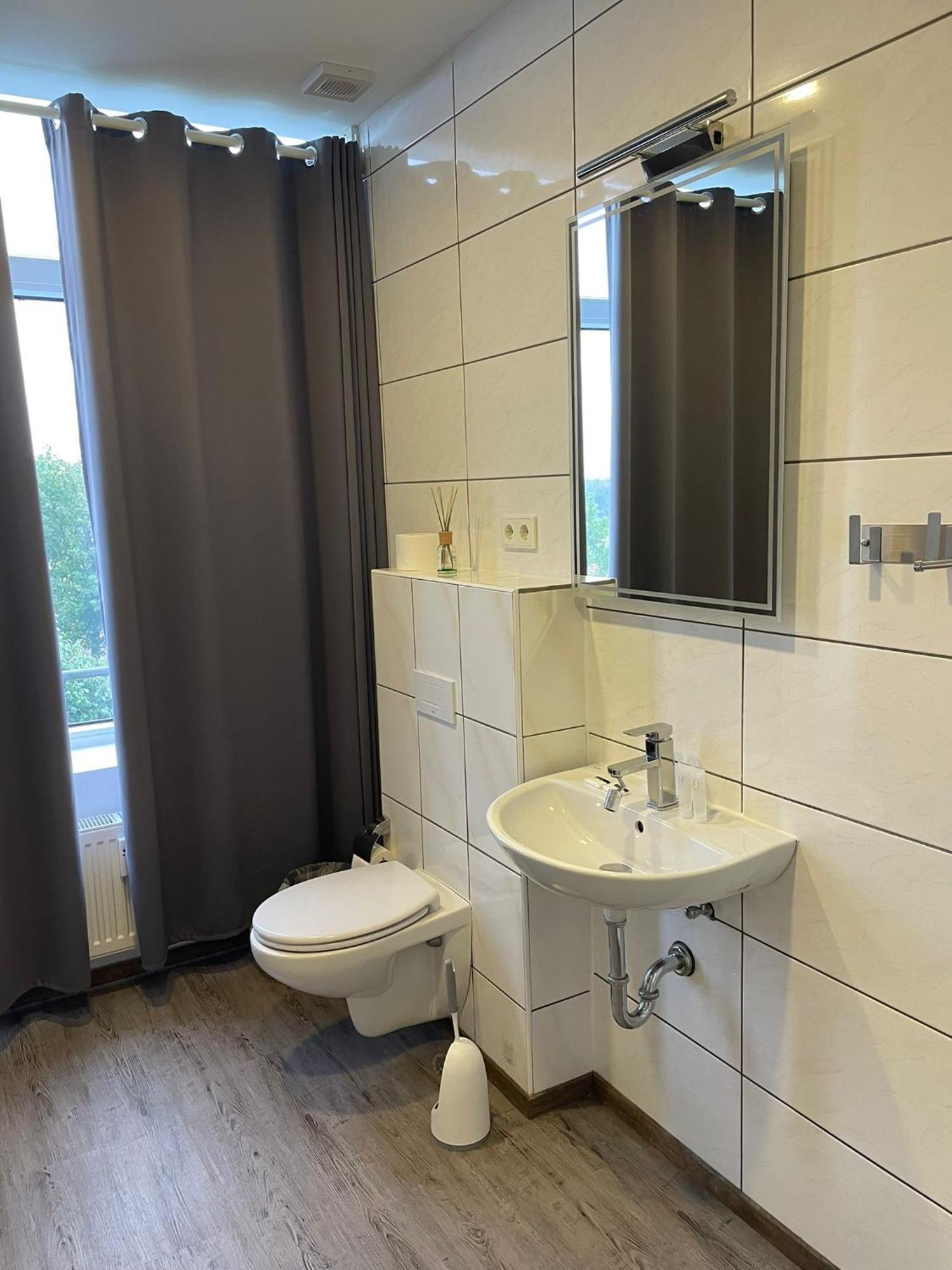 Eventhaus Aparthotel Panzweiler Exteriör bild