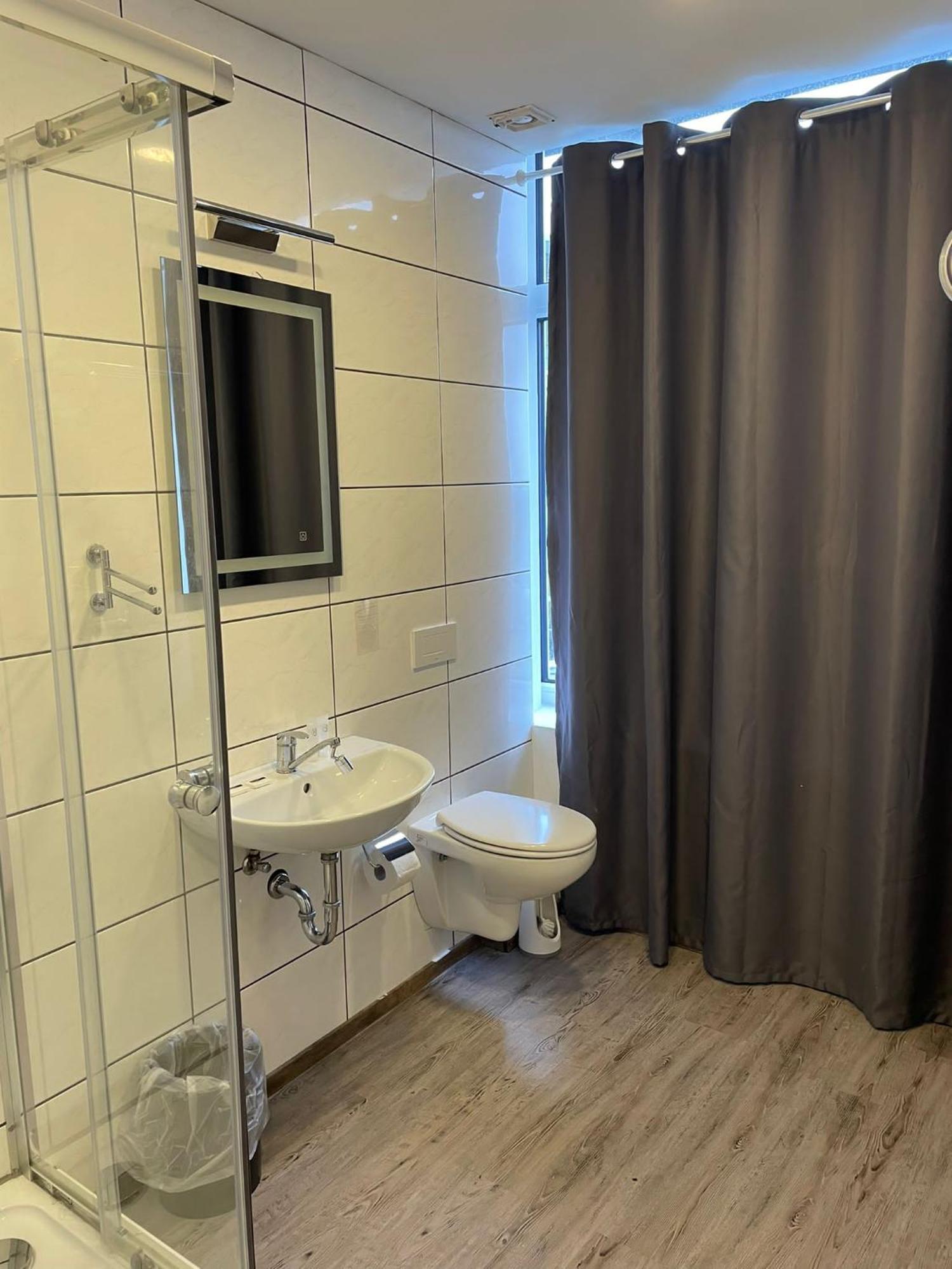 Eventhaus Aparthotel Panzweiler Exteriör bild