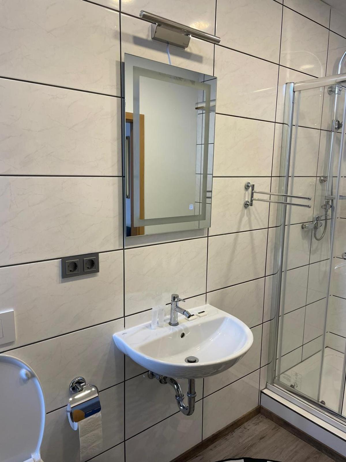 Eventhaus Aparthotel Panzweiler Exteriör bild